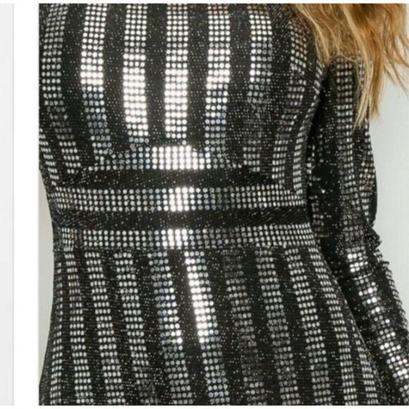 PRIVY BLACK & SILVER MINI DRESS SZ.S EUC. - Picture 4 of 13